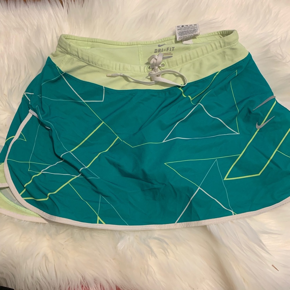 Nike skort